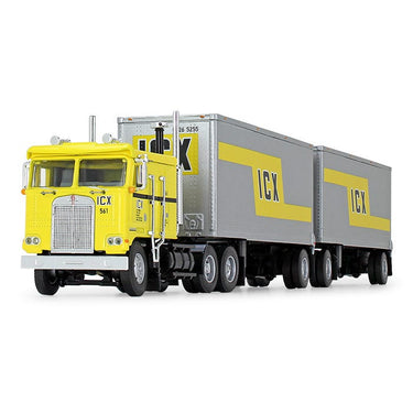 Traíler Kenworth K100 Escala 1:64 (Modelo Descontinuado)